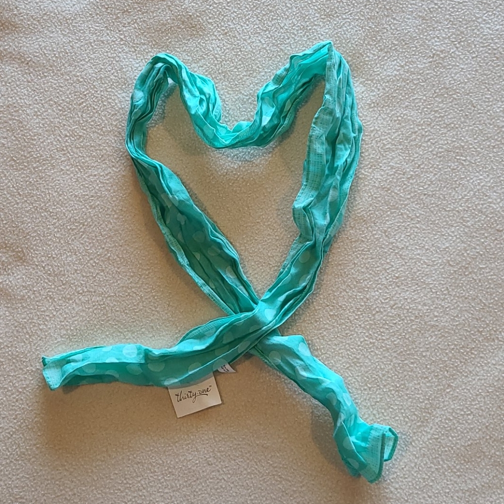 Thirty-One scarf